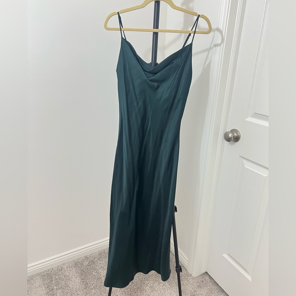 ZARA slip dress💚in emerald color